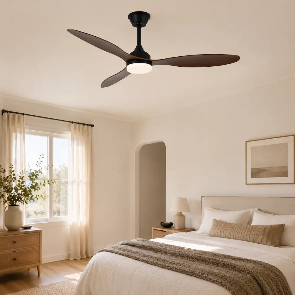 Ventilateur de plafond silencieux couleur bois foncé avec éclairage LED Image